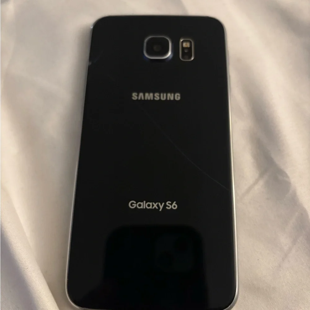Phone Samsung Galaxy S6 Black (for parts)